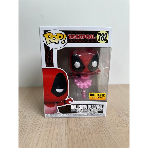 Funko Pop 782 Deadpool - Hot Topic Exclusive - NEW IN BOX - Picture 1 of 4